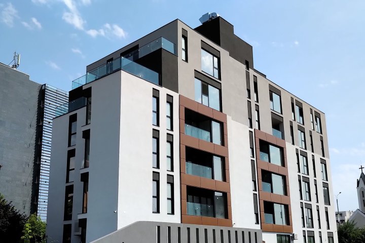 Erma Real Invest - Clădire cu apartamente